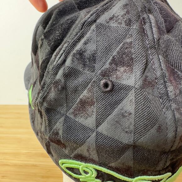 VTG Y2K Monster Energy Drink Hat Fitted Small-Medium One Industries Black Green - Picture 8 of 9